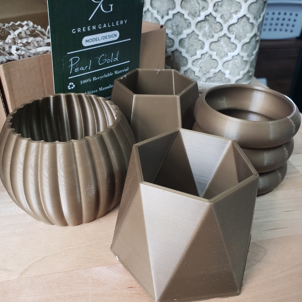 Set of 4 Linden Wood Textured Indoor Planters